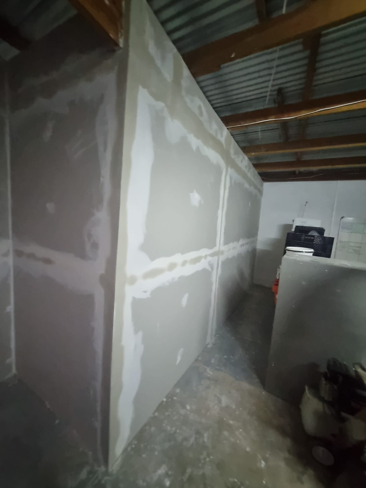 Drywalling — photo 1