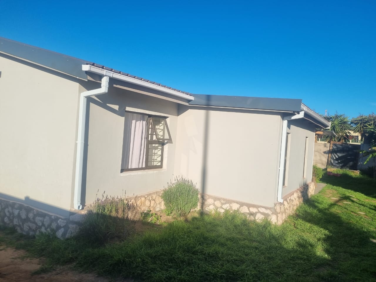 Gutters, fascias & flashings — photo 6