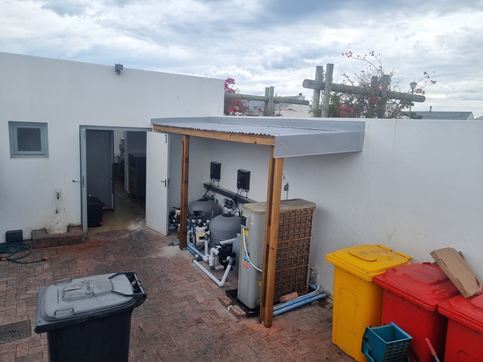 Pergola — photo 1