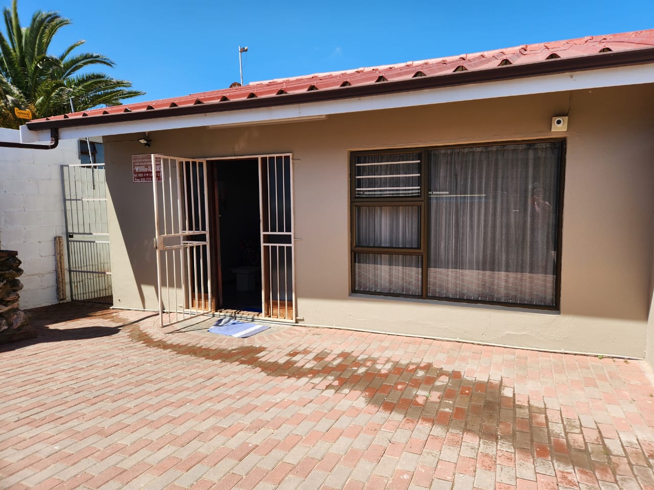 Flat & boundary walls painted — photo 4